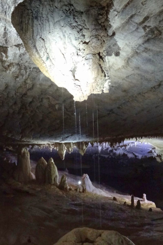 Tropfsteinhöhle im Mulu Nationalpark - Borneo