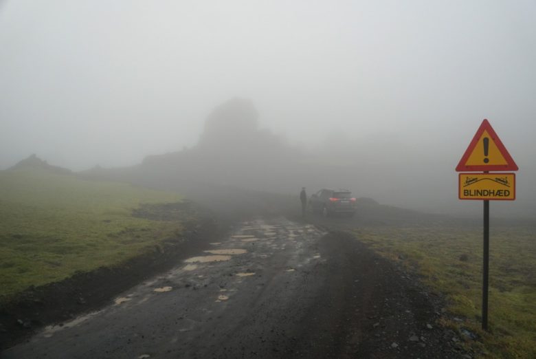 Island Fahrt nach Takgil im Nebel