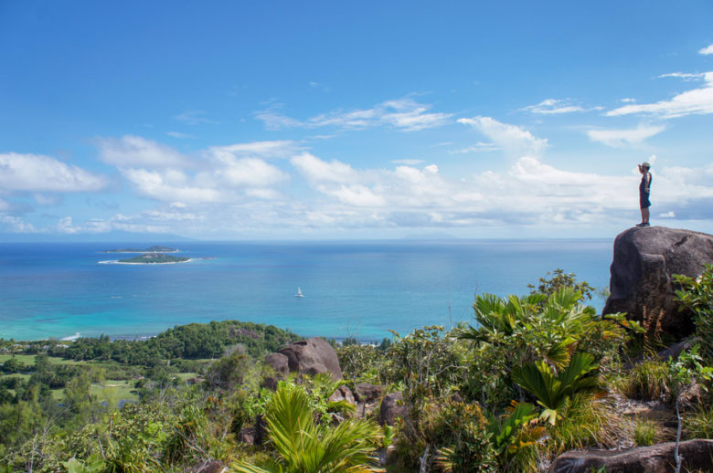 Ausblick Wanderung Anse Lazio zu Anse Georgette