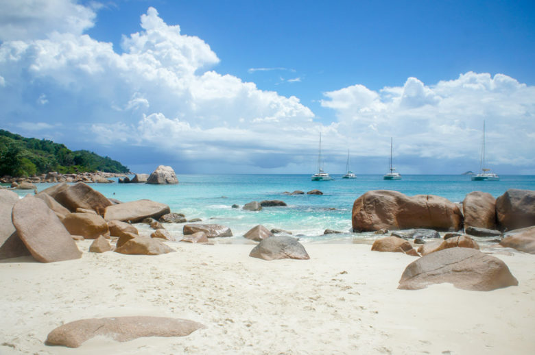 Yachten in der Anse Lazio Praslin Seychellen