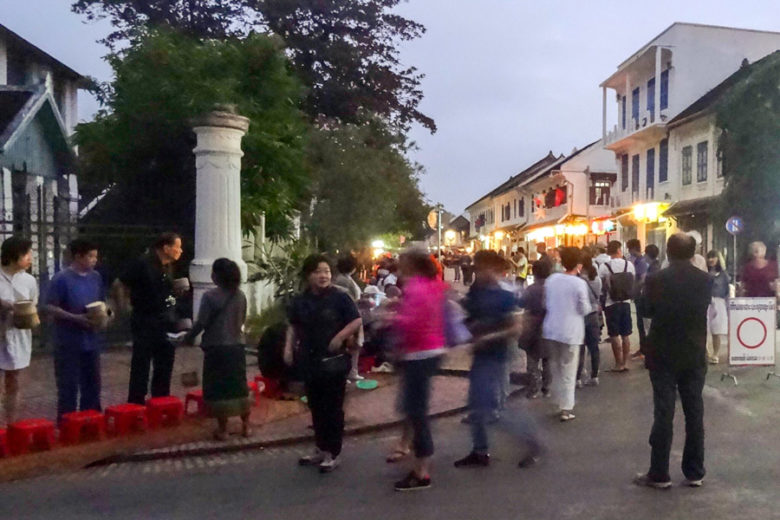 Almosengang in Luang Prabang 2017